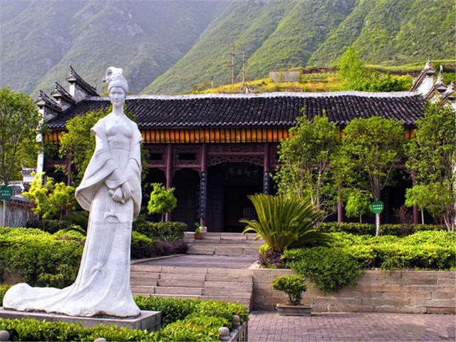 宜昌船进神农架旅游路线